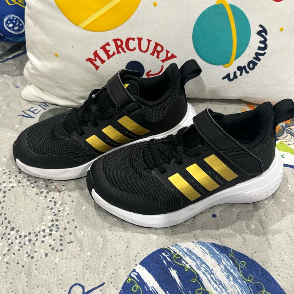 Adidas Little Kids Shoes